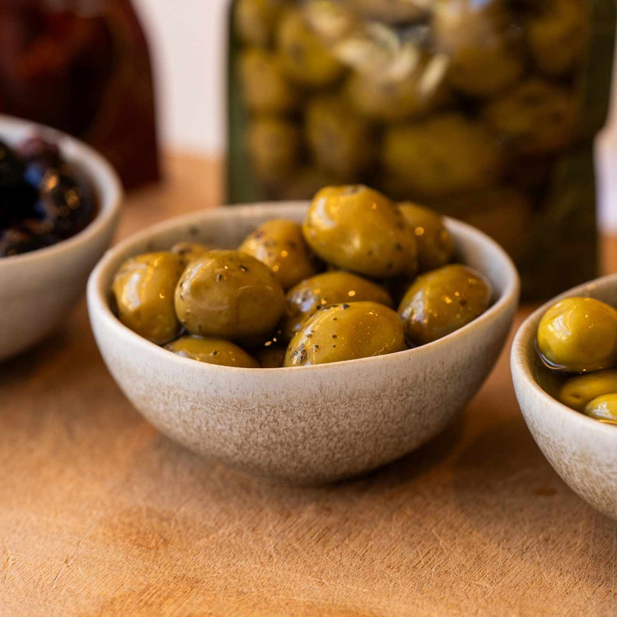 Green Olives Infused with Lemon Myrtle, Tusi Basil, Kawakawa & Premium Olive Oil – Native Herb Blend